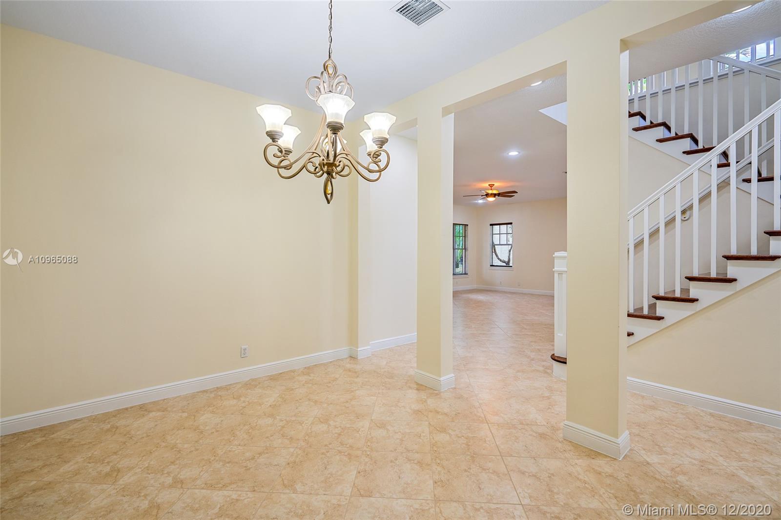 Jupiter, FL 33458,219 W Bay Cedar Cir