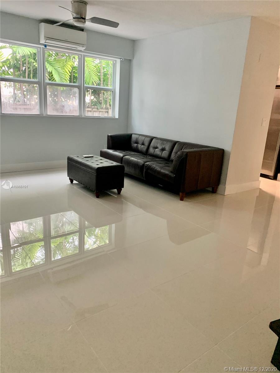 Bay Harbor Islands, FL 33154,10002 E Bay Harbor Dr #4