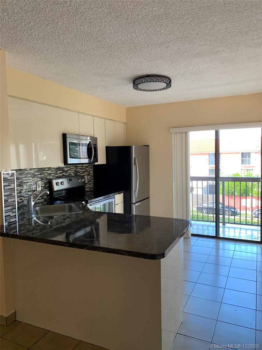 Hialeah, FL 33016,5560 W 21st Ct #310