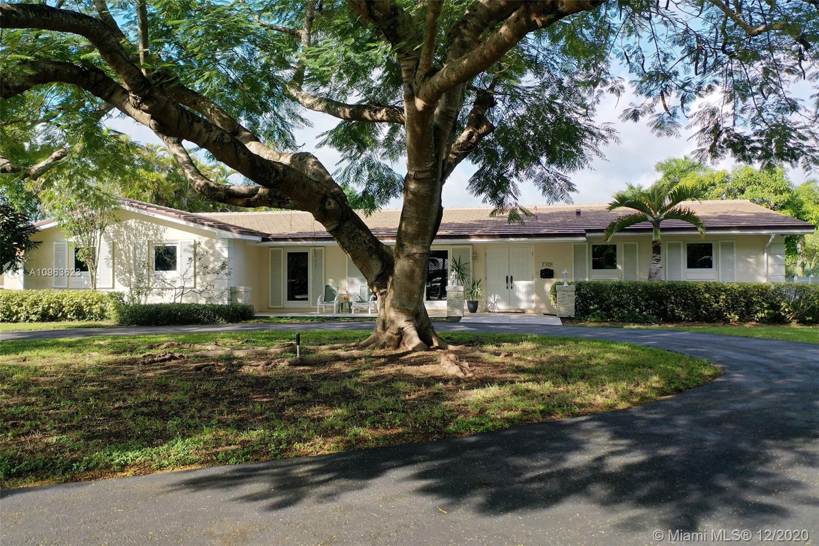 Pinecrest, FL 33156,7701 Palmetto Ct