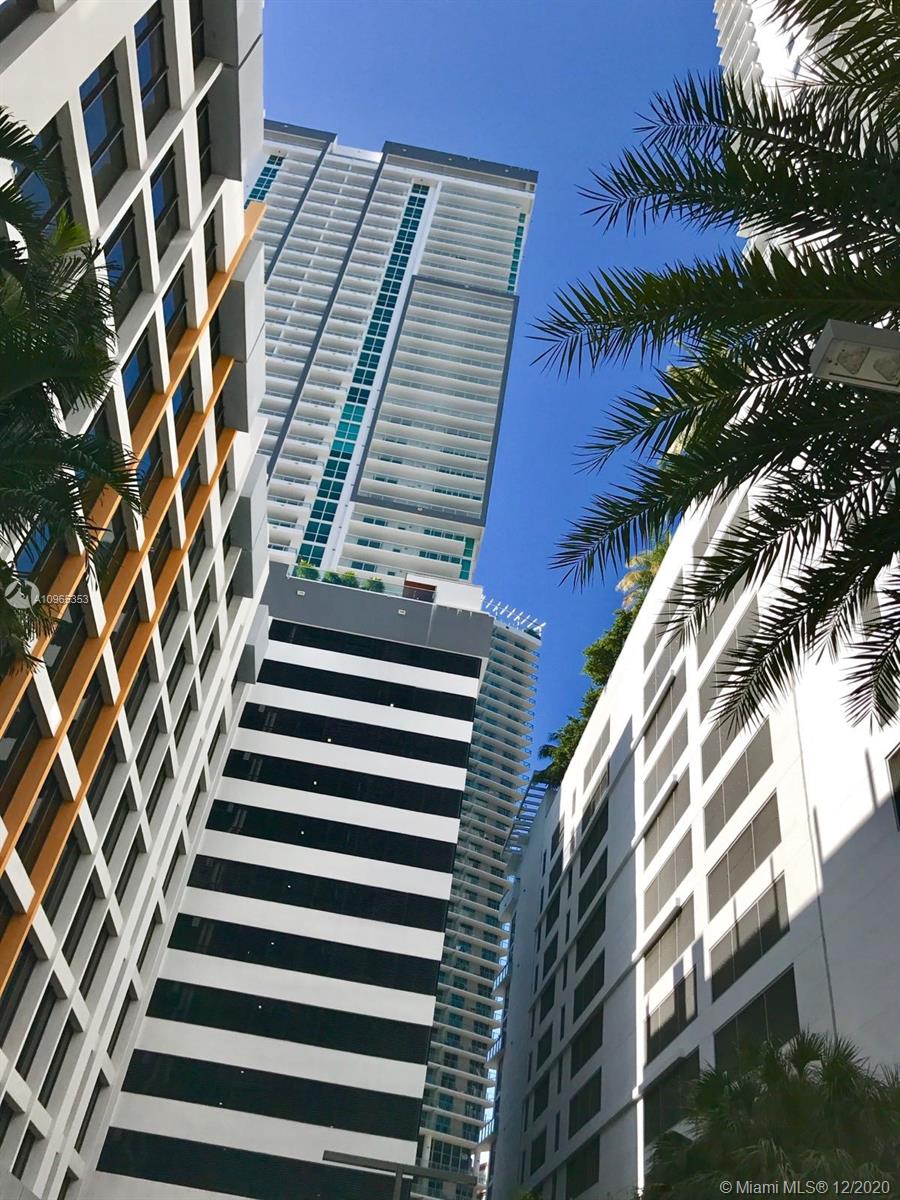 Miami, FL 33131,1080 Brickell Ave #3907