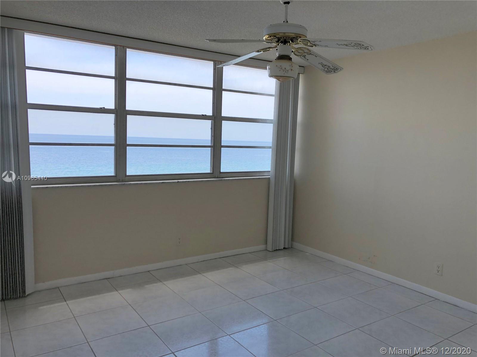 Hallandale Beach, FL 33009,1904 S Ocean Dr #802