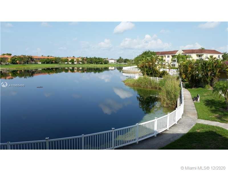 Cutler Bay, FL 33189,8680 SW 212th St #105