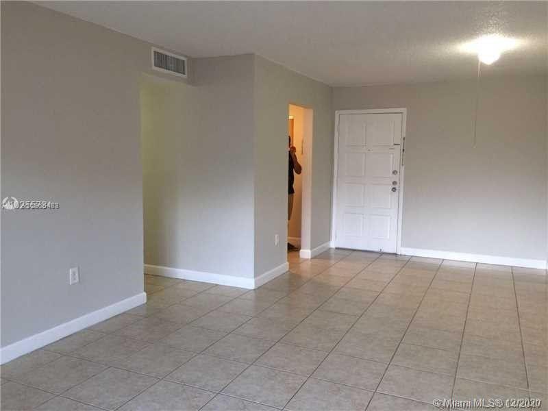 Hialeah, FL 33012,1755 W 60th St #D106