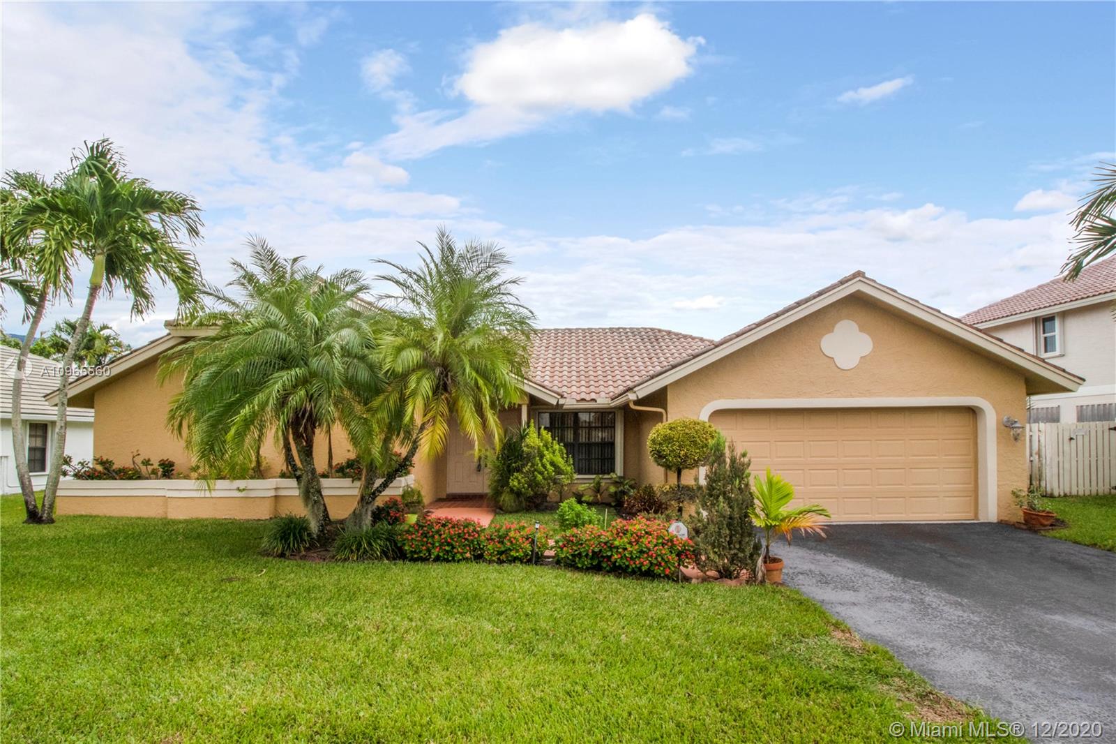 13941 Appalachian Trl, Davie, FL 33325