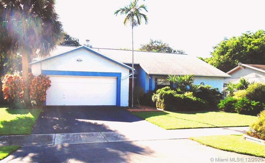 Homestead, FL 33035,956 S Bluebird Ln