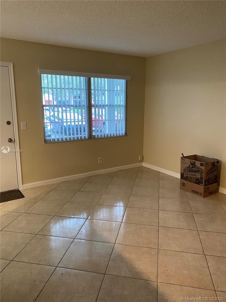 Pembroke Pines, FL 33027,1301 SW 134th Way #110B