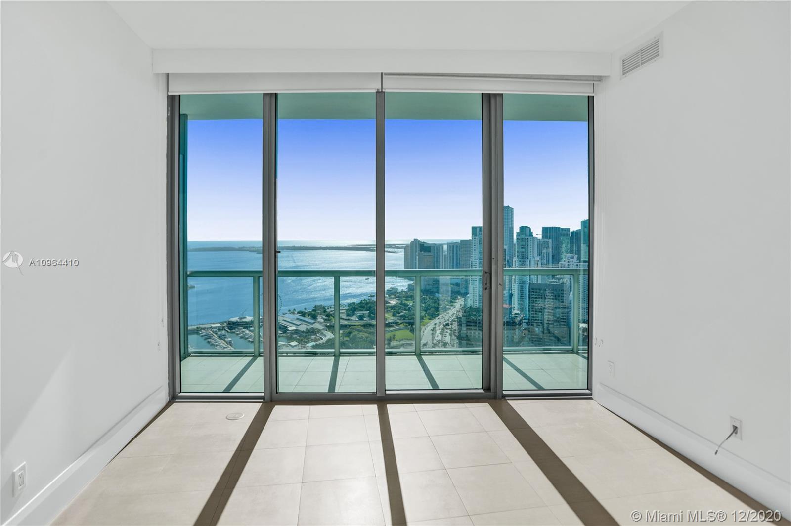 888 Biscayne Blvd #5102, Miami, FL 33132