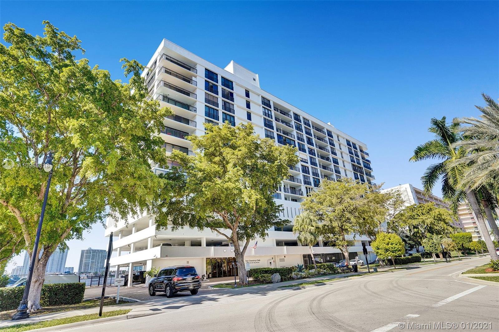 Sunny Isles Beach, FL 33160,17720 N Bay Rd #1104