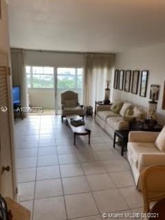 Miami Beach, FL 33139,3 Island Ave #8L