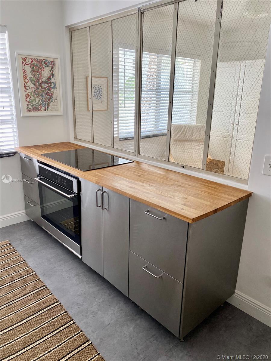 Miami Beach, FL 33139,1521 Meridian Ave #202