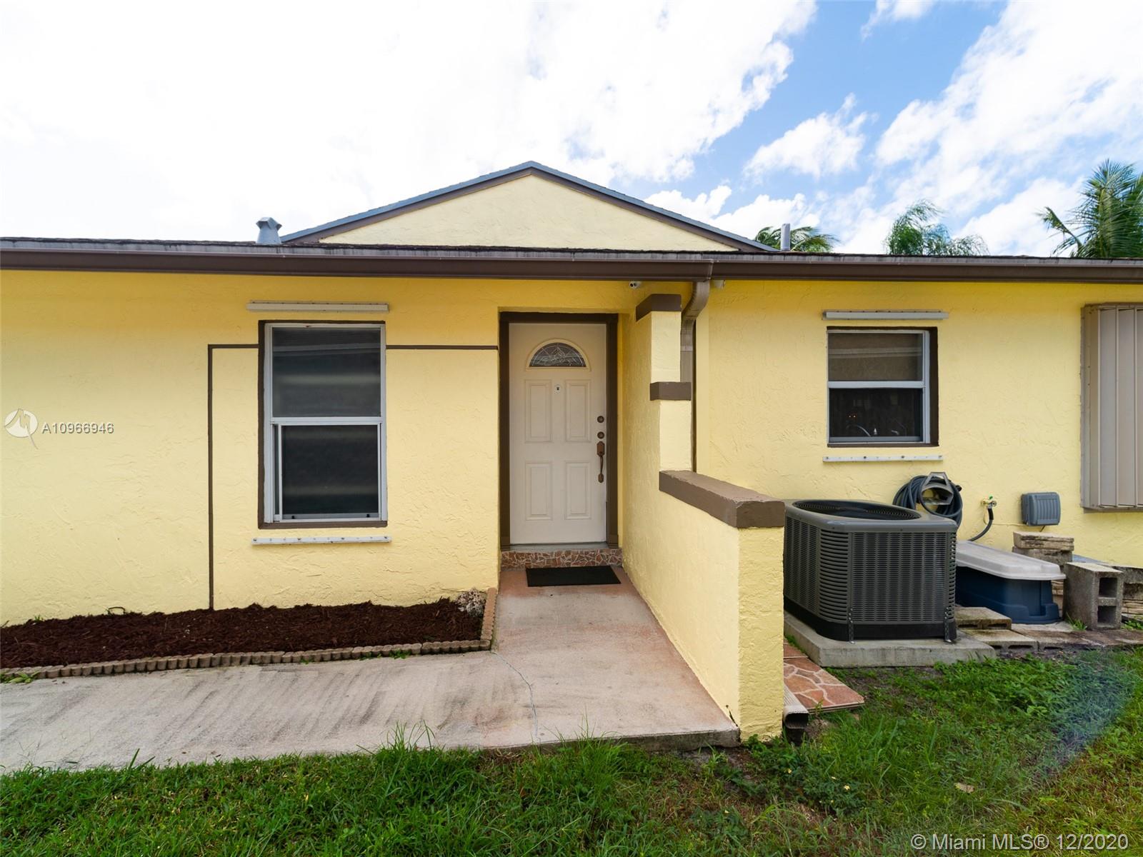 Cooper City, FL 33328,5835 SW 97th Ter