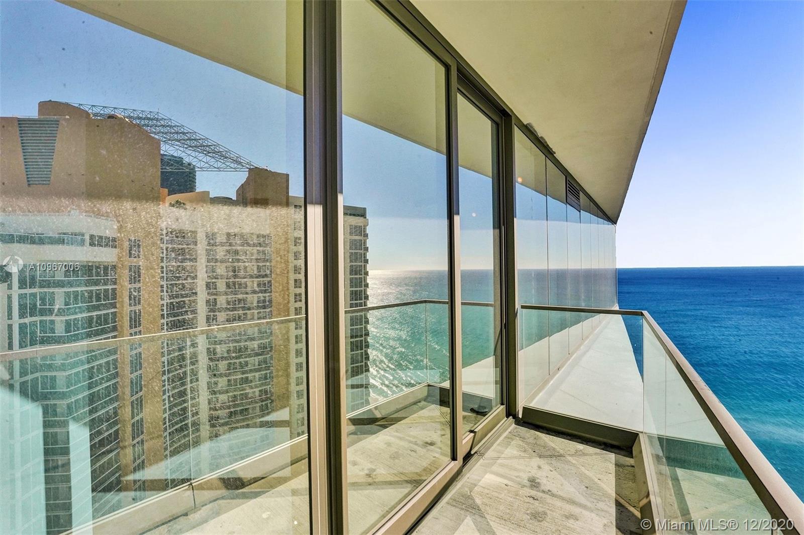 Sunny Isles Beach, FL 33160,18975 Collins Ave #2704