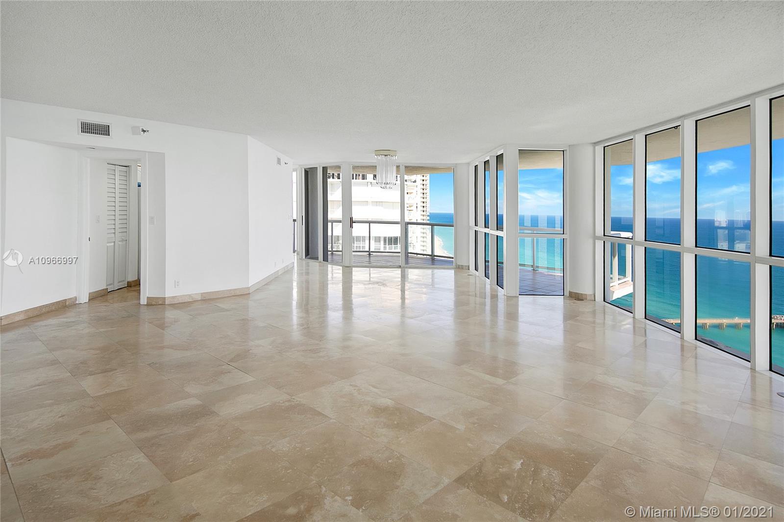 Sunny Isles Beach, FL 33160,16425 Collins Ave #2716