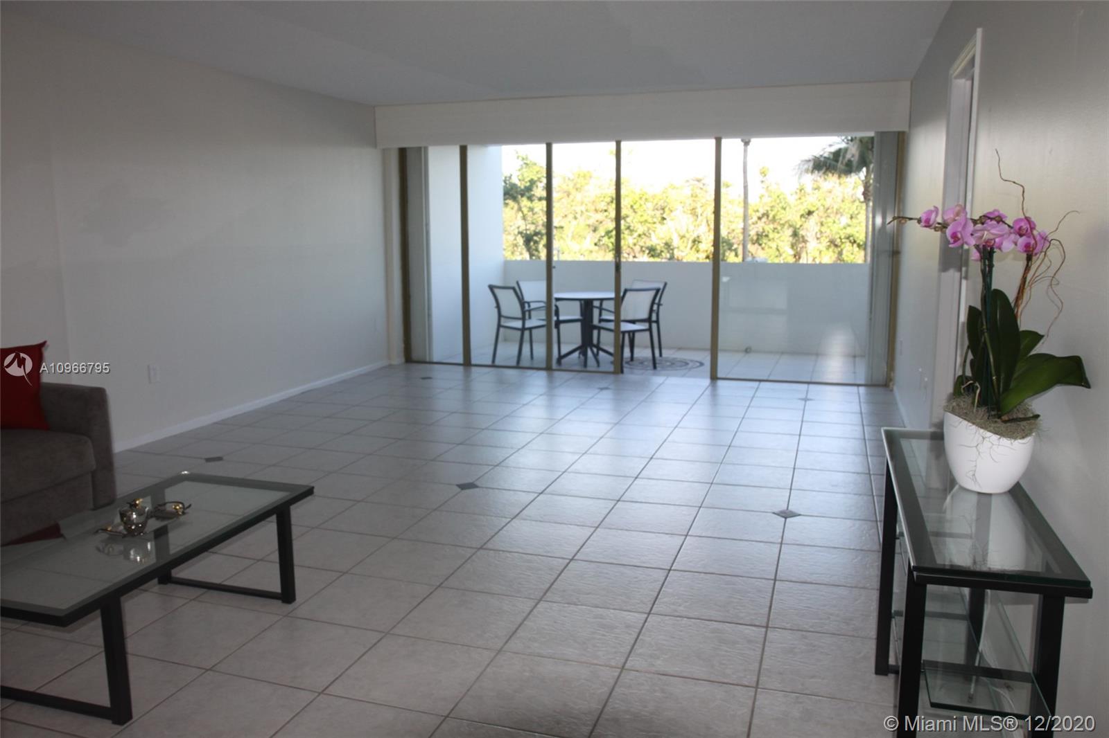 Key Biscayne, FL 33149,177 Ocean Lane Dr #202