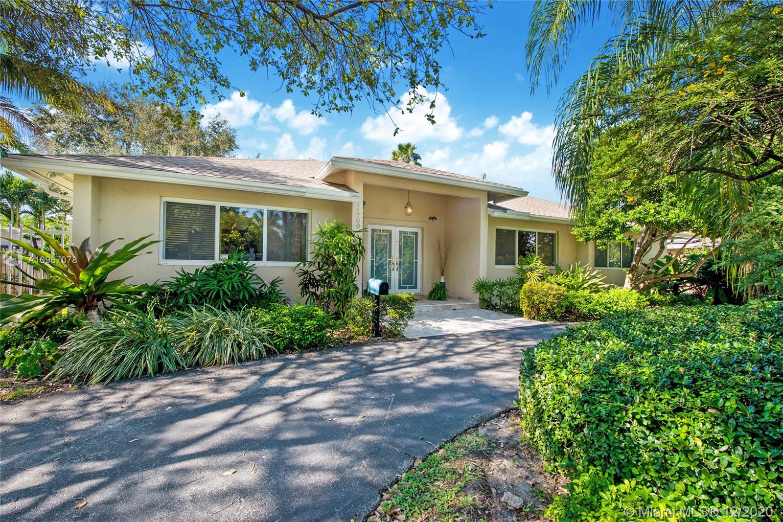 Palmetto Bay, FL 33176,14700 SW 87th Ct