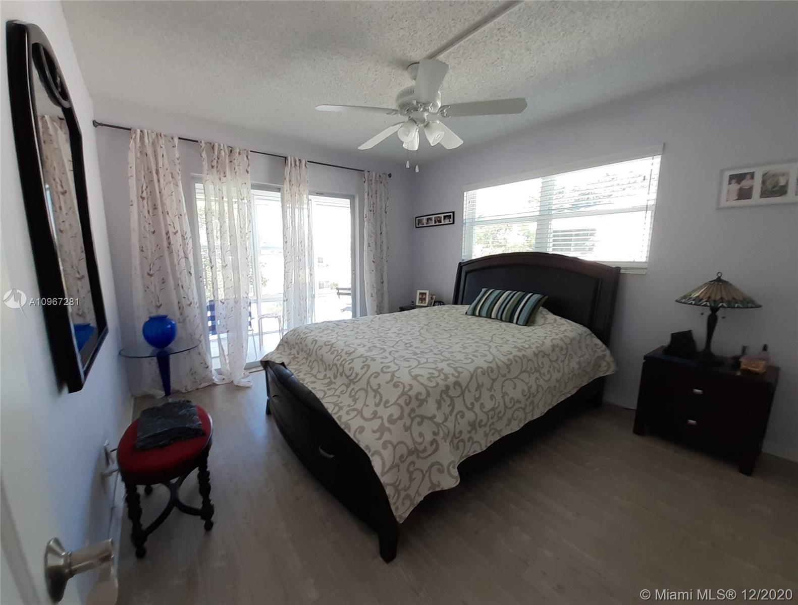 Deerfield Beach, FL 33442,585 Durham U #585