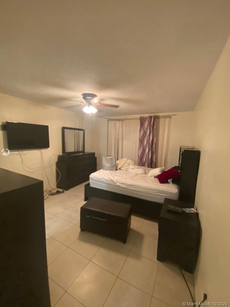 Miami, FL 33179,1551 NE Miami Gardens Dr #127