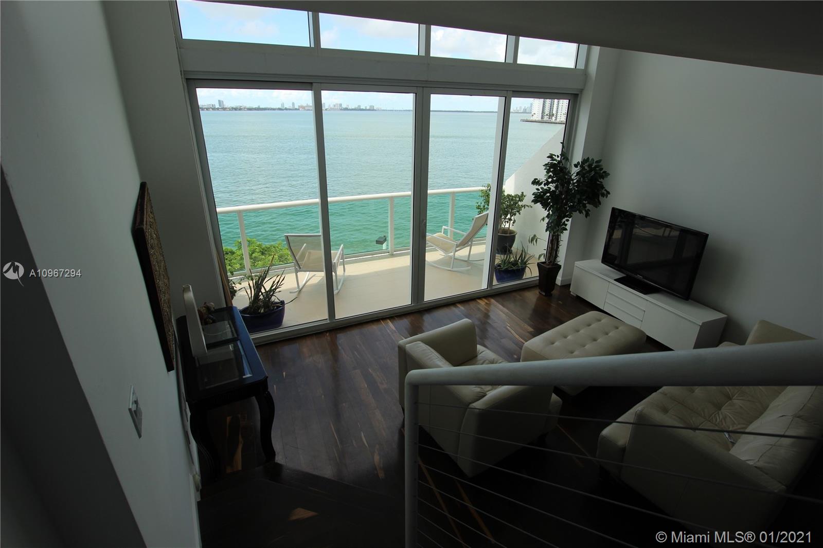 Miami Beach, FL 33141,2000 Bay Dr #406