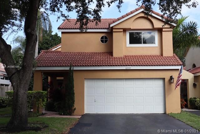 10049 NW 5th St, Plantation, FL 33324