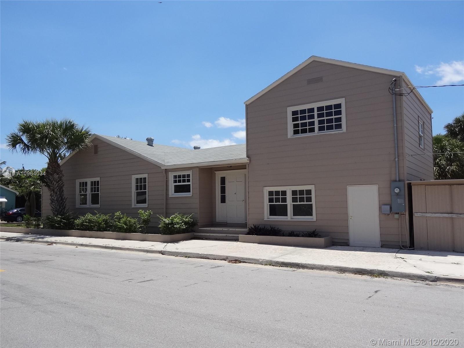 1031 N J St, Lake Worth, FL 33460