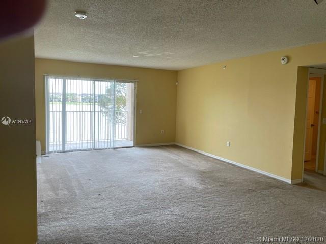 Coconut Creek, FL 33073,5021 Wiles Rd #208