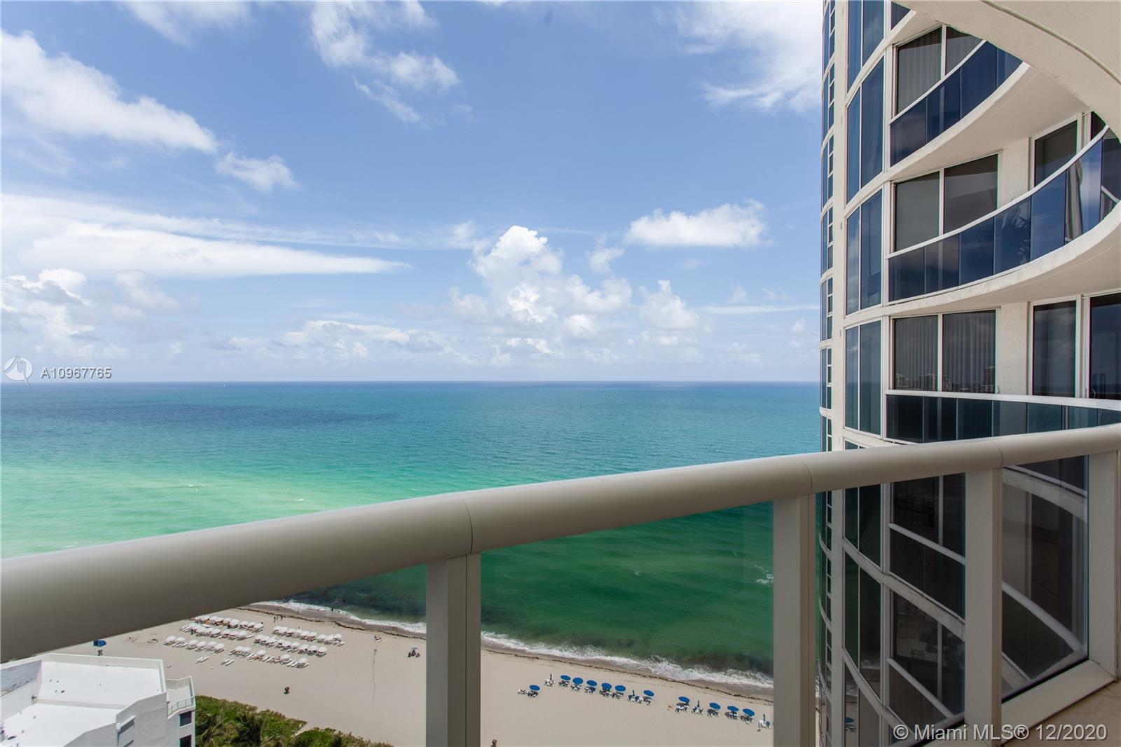 Sunny Isles Beach, FL 33160,17201 Collins Ave #2407