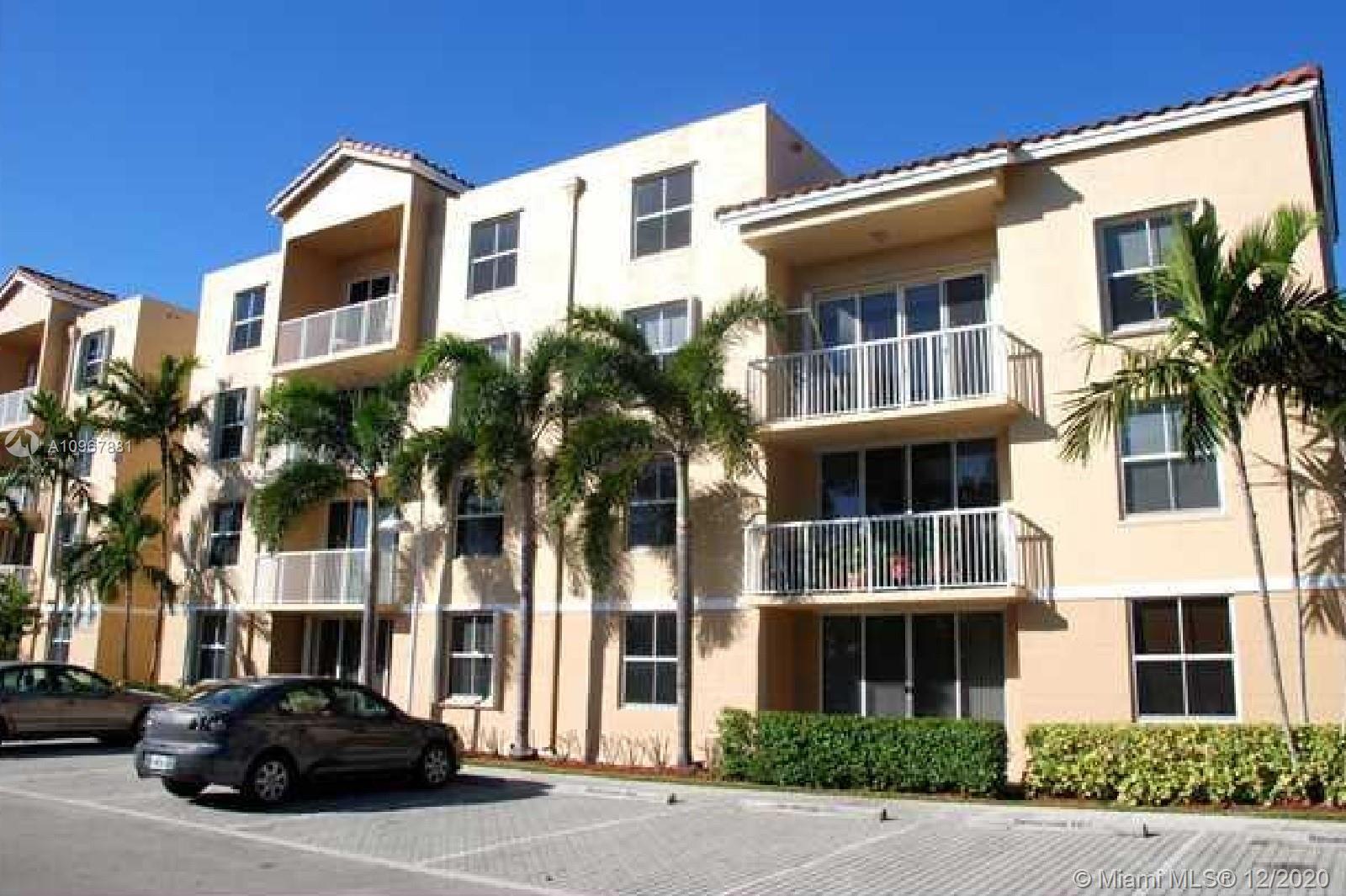 Dania Beach, FL 33004,609 E Sheridan St #308