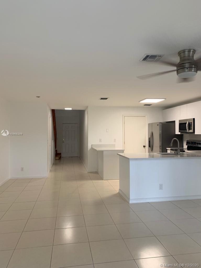 Deerfield Beach, FL 33442,2055 E Discovery Cir E #2055