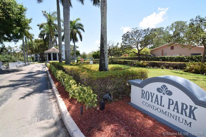 111 Royal Park Dr #2D, Oakland Park, FL 33309