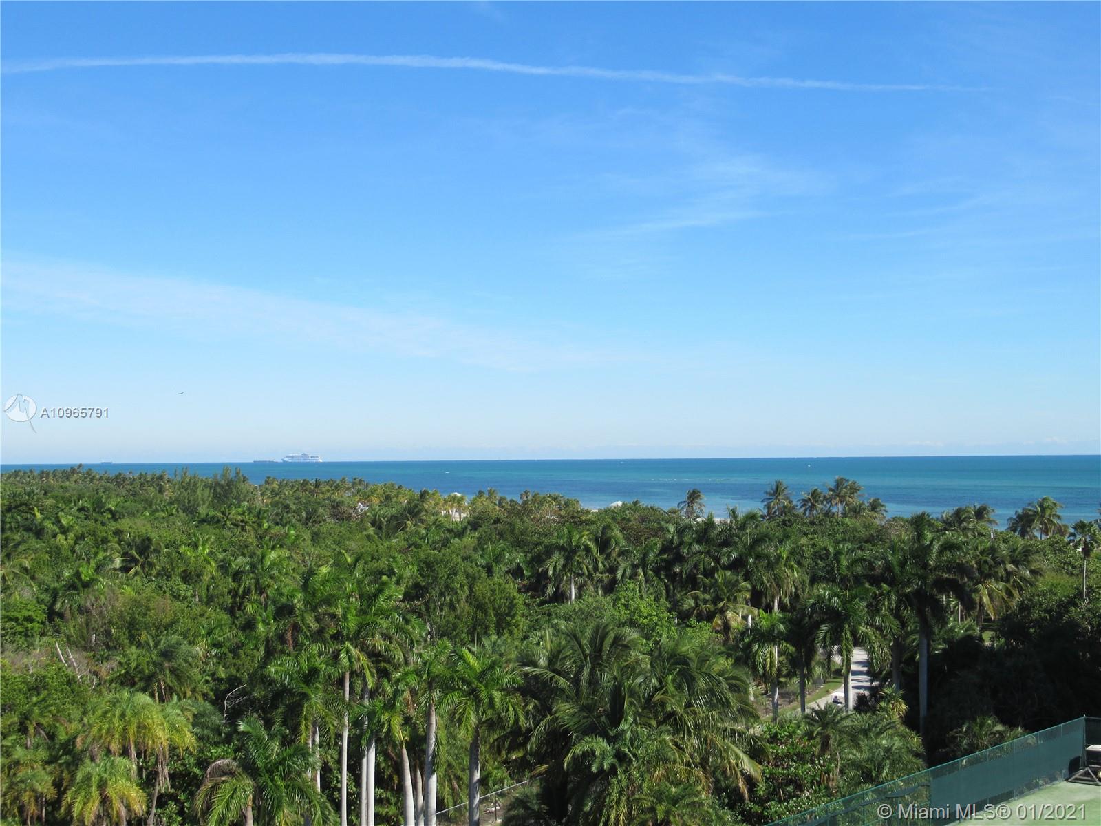 Key Biscayne, FL 33149,155 Ocean Lane Dr #815