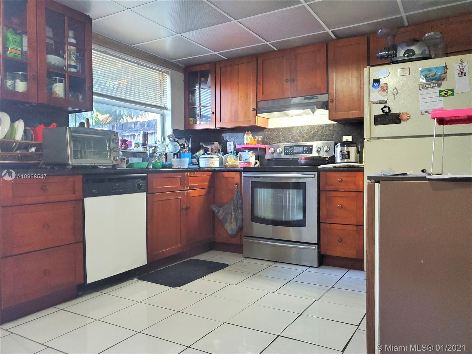 Miami, FL 33174,1107 SW 104th Ct