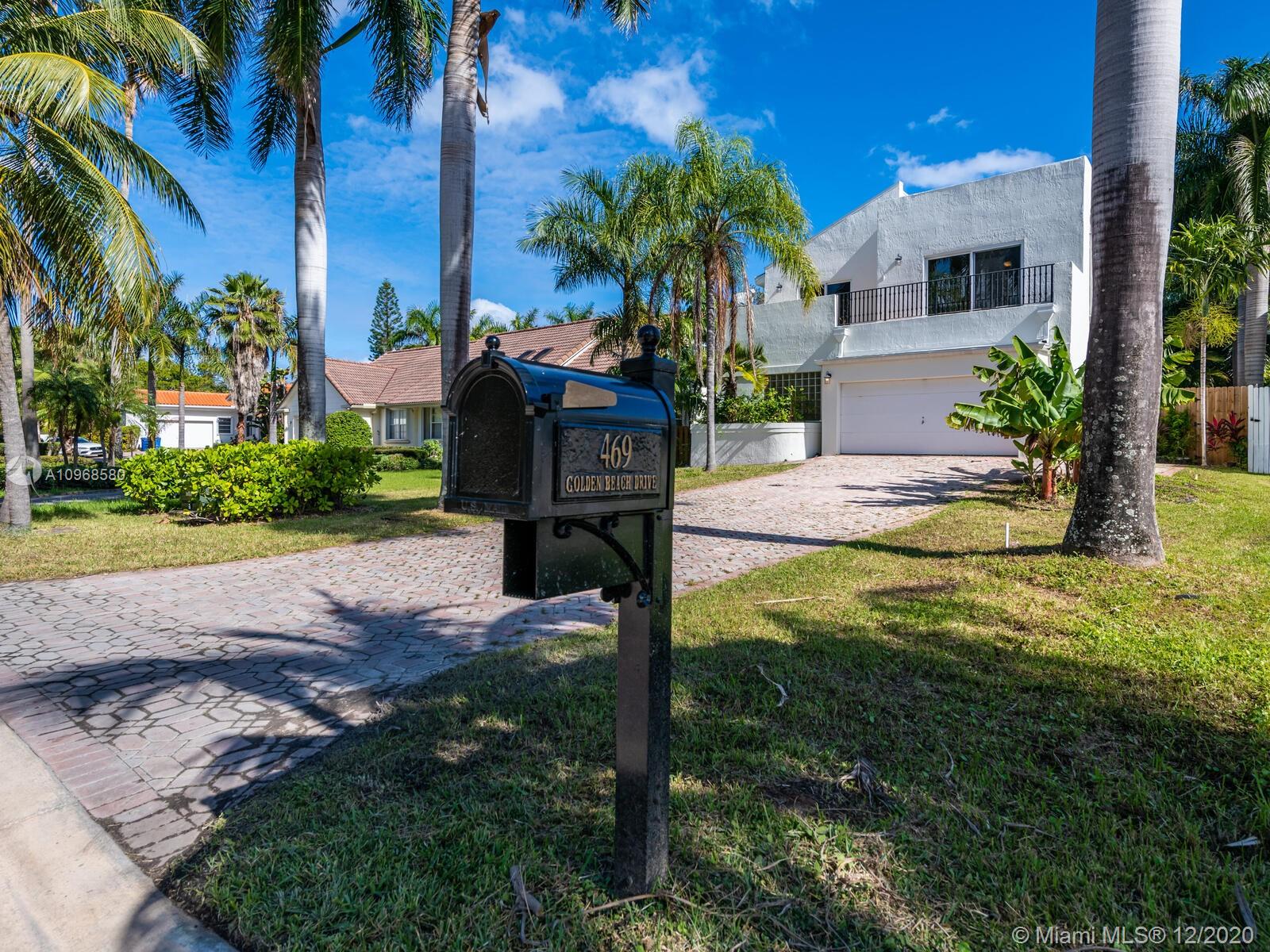Golden Beach, FL 33160,469 Golden Beach Dr