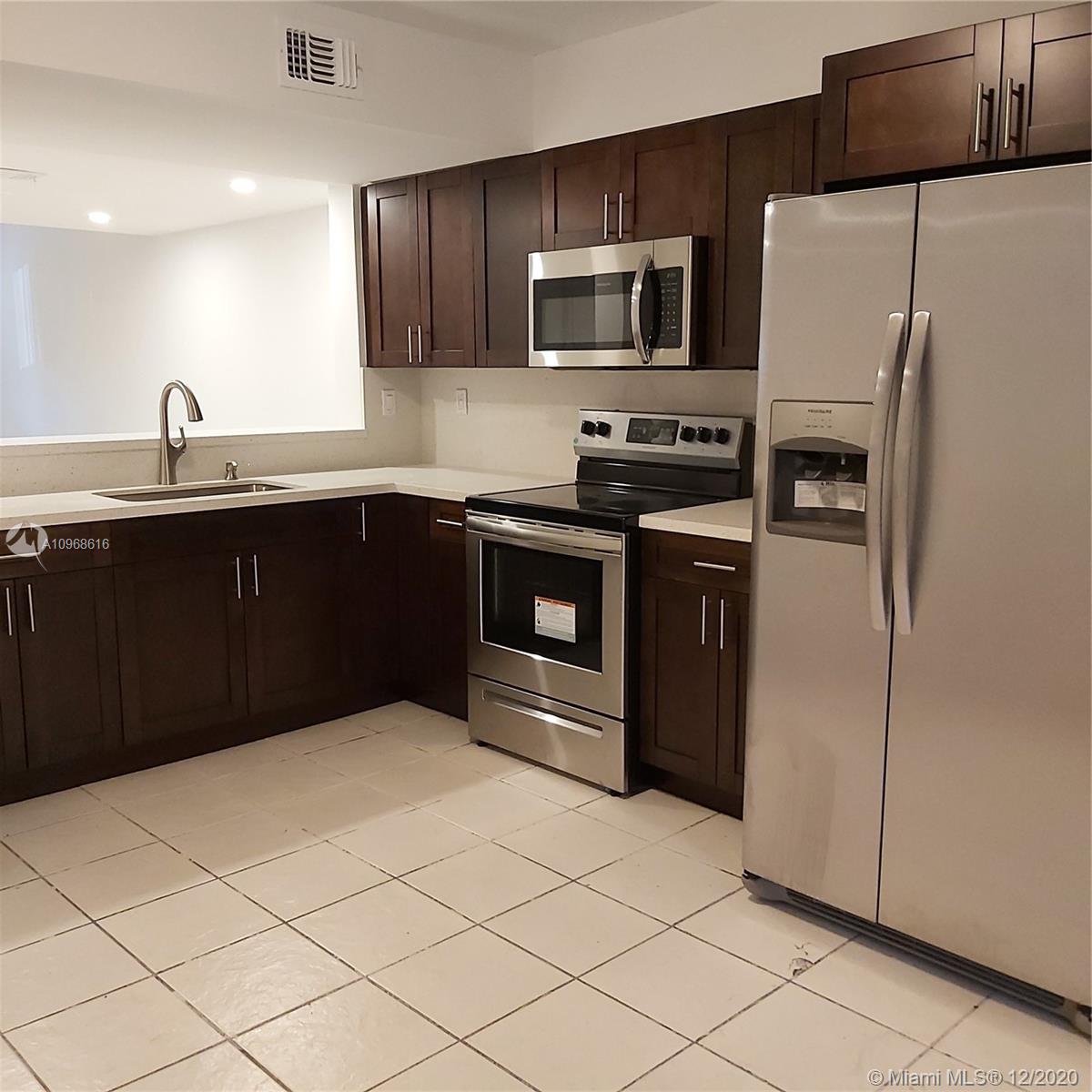 14911 SW 82nd Ter 2-203, Miami, FL 33193