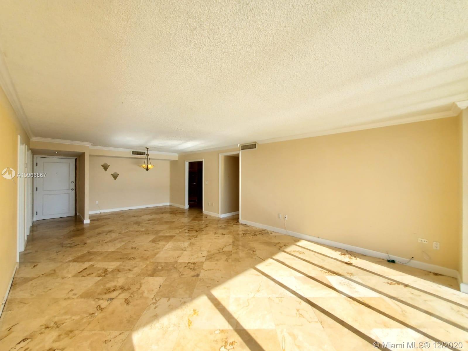 Bay Harbor Islands, FL 33154,9250 W Bay Harbor Dr #6B