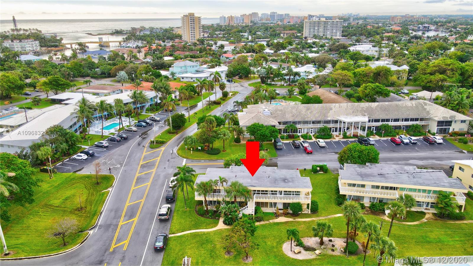 Lighthouse Point, FL 33064,2755 NE 28th Ave #A4