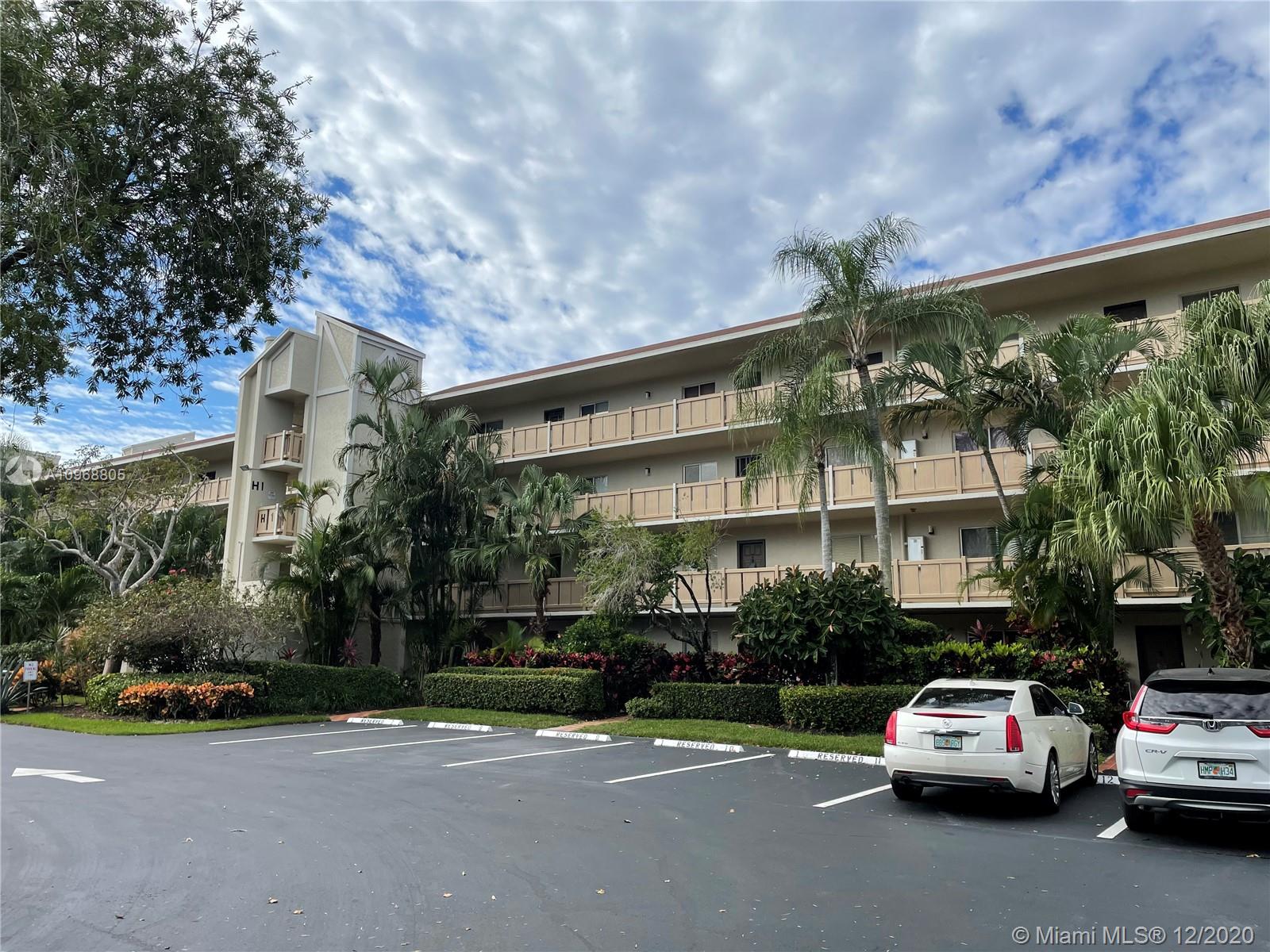 Delray Beach, FL 33446,6515 Kensington Ln #306