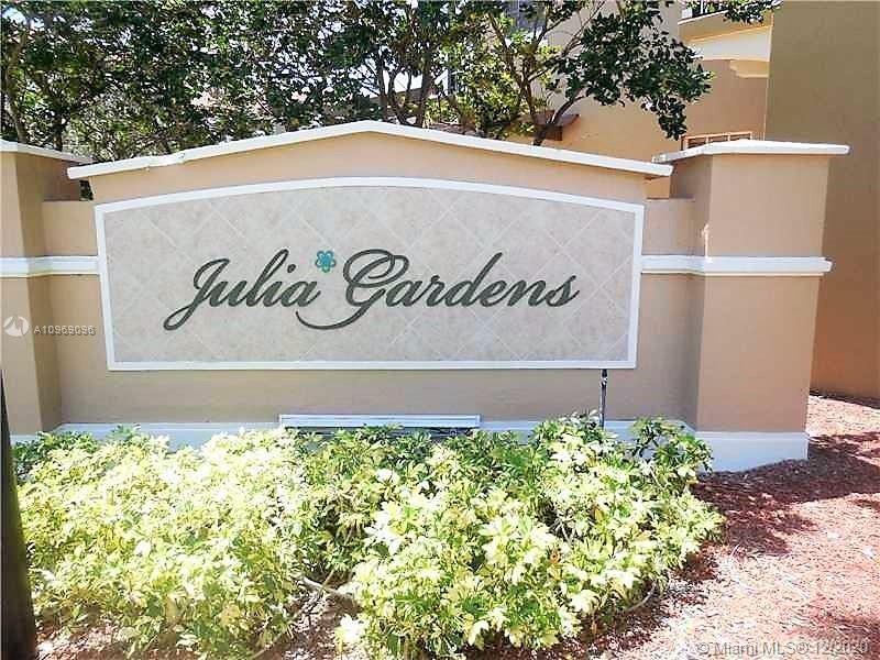 6875 Julia Gardens Dr, Coconut Creek, FL 33073