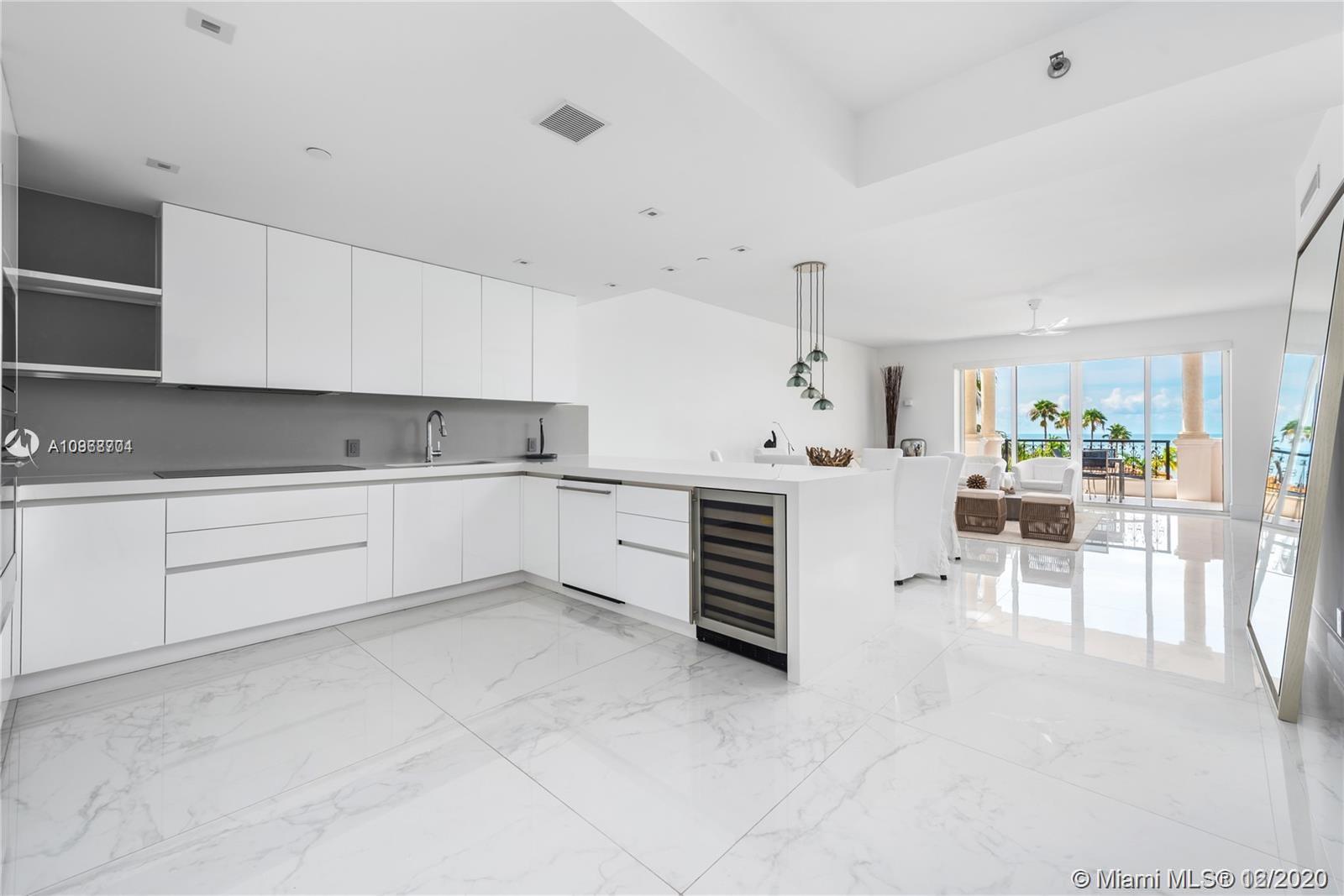 Miami Beach, FL 33109,19143 Fisher Island Dr #19143