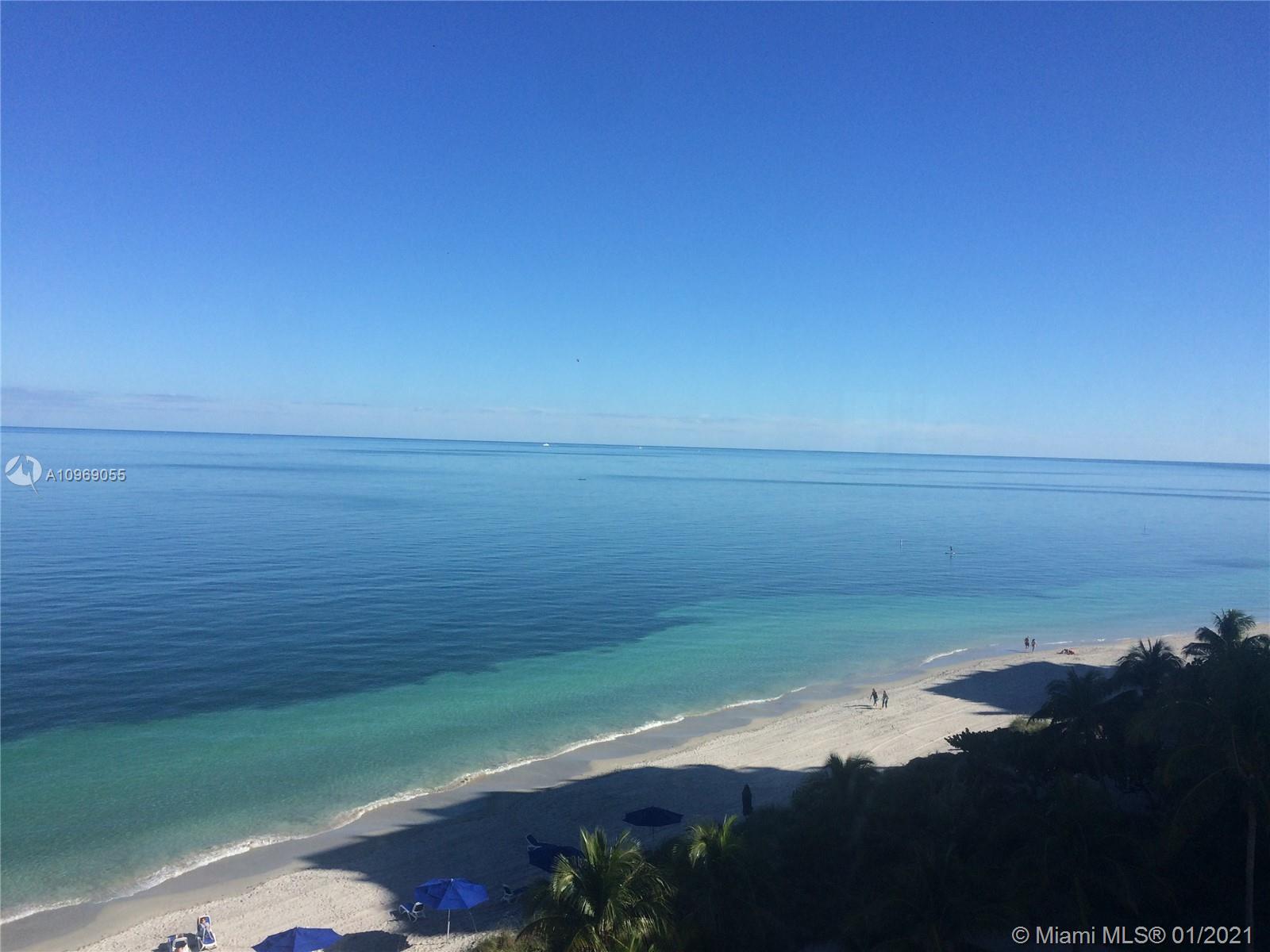 Key Biscayne, FL 33149,600 Grapetree Dr #8AS