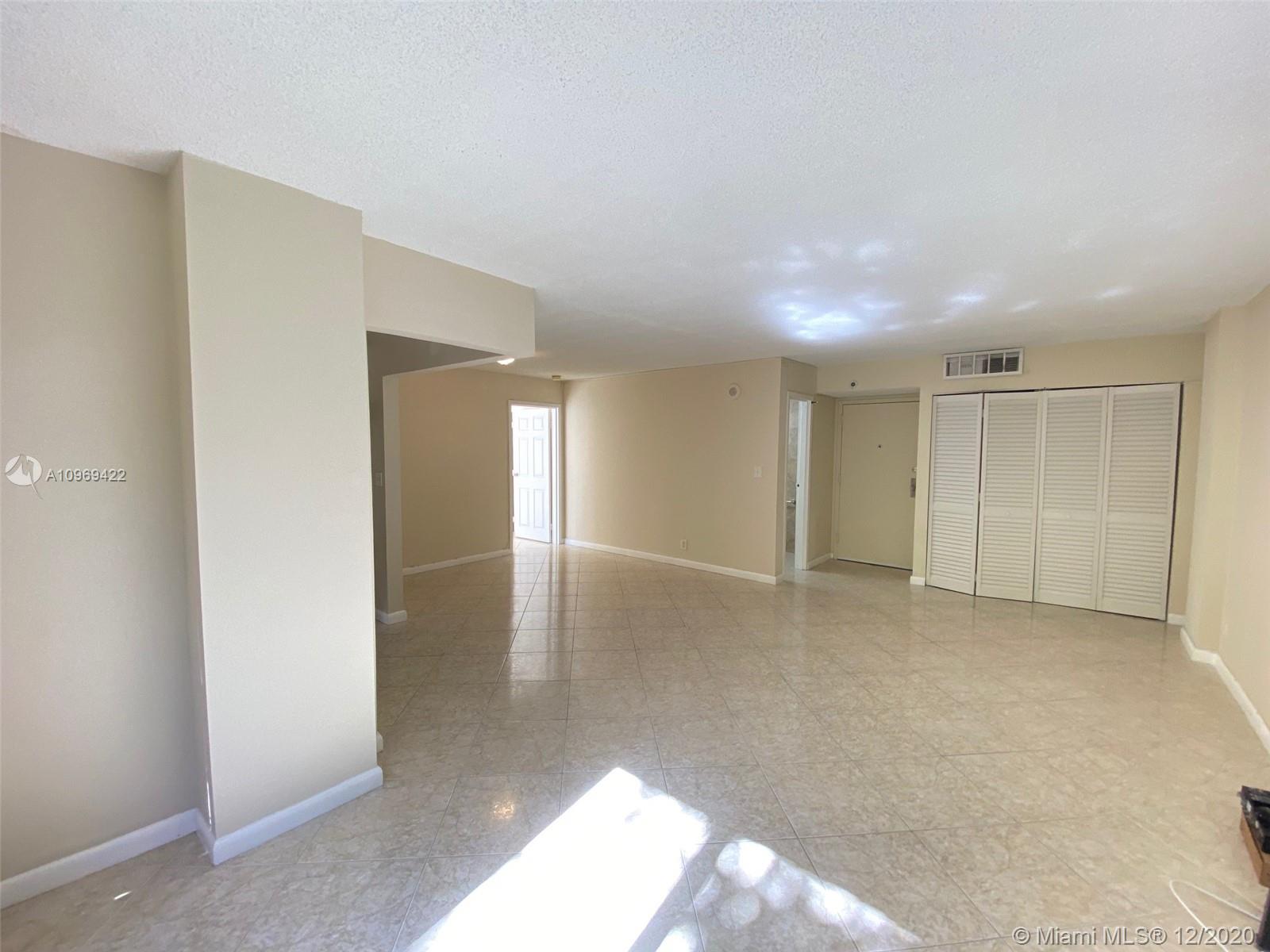 Sunny Isles Beach, FL 33160,16919 N Bay Rd #312