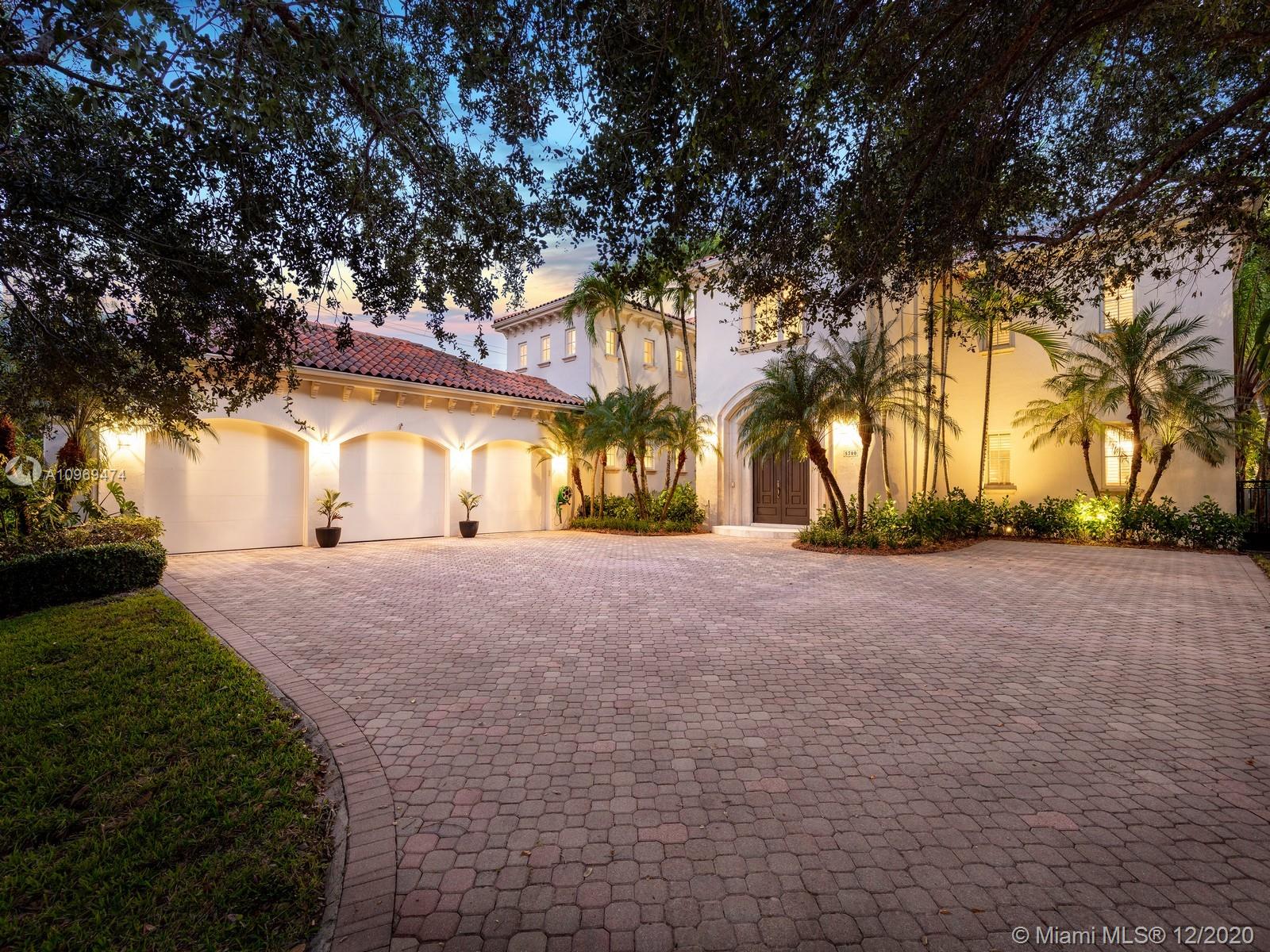 5700 SW 107th St, Pinecrest, FL 33156