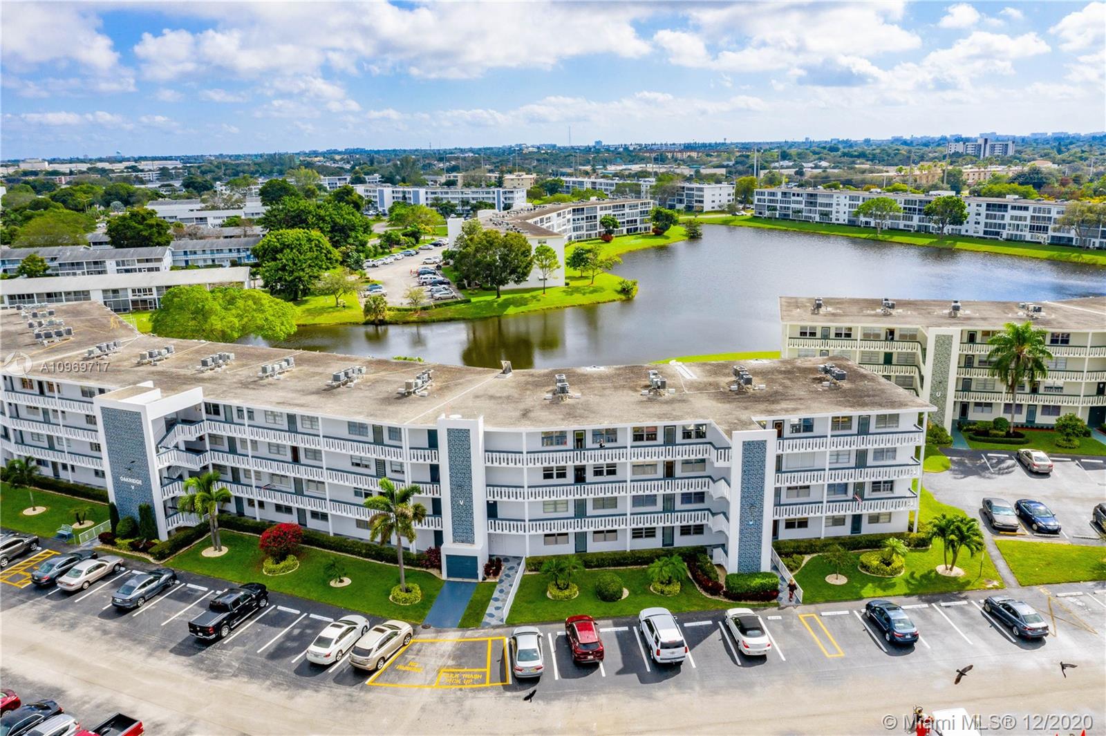 3106 Oakridge V #3106,  Deerfield Beach,  FL 33442