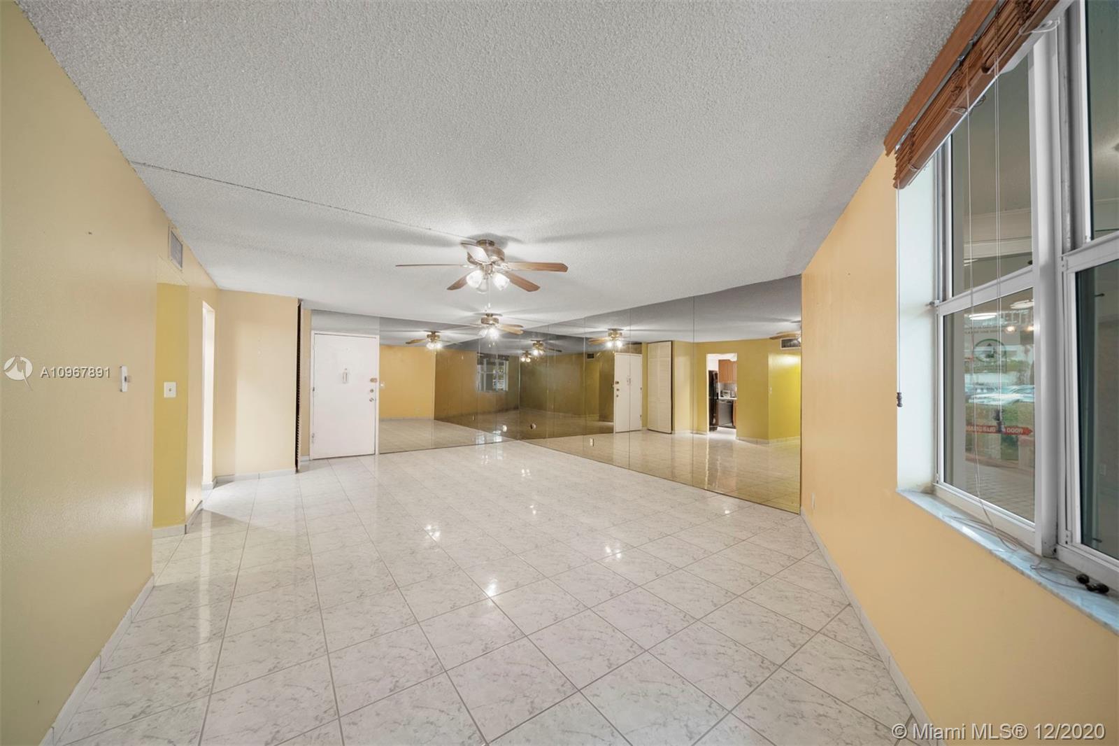 Hallandale Beach, FL 33009,1913 S Ocean Dr #101