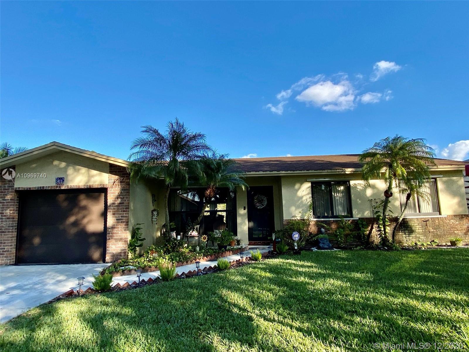 411 NW 83rd Way, Pembroke Pines, FL 33024