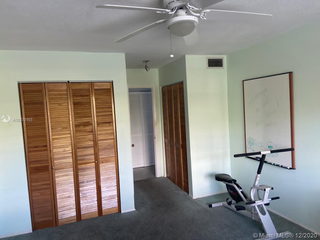 Hallandale Beach, FL 33009,300 Diplomat Pkwy #410