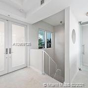 Miami Beach, FL 33139,100 S Pointe Dr #TH-14