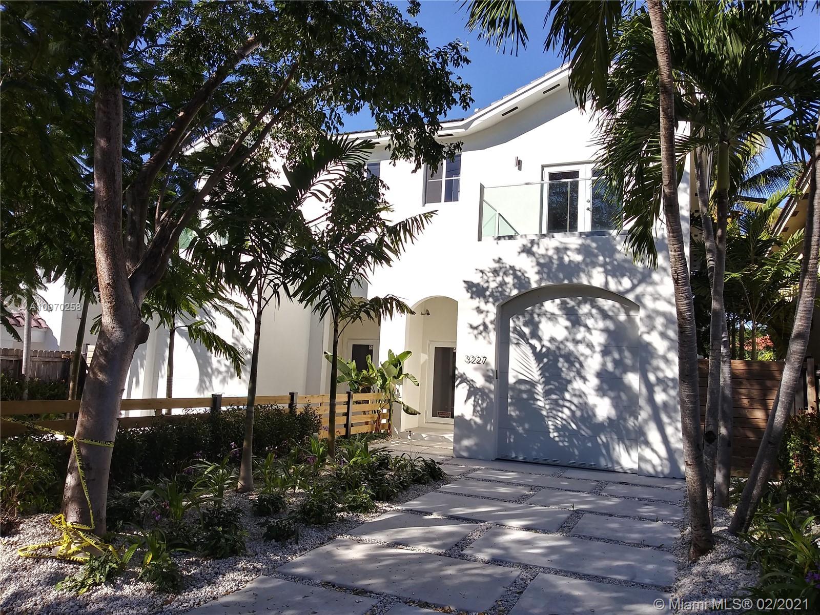 3227 Day Ave #3227, Miami, FL 33133