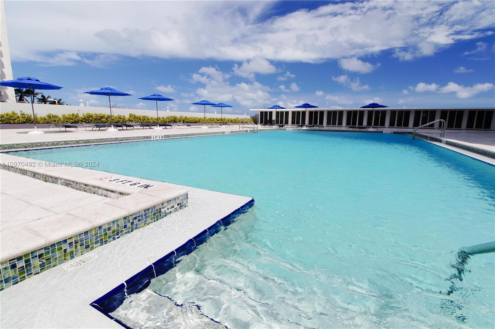 5601 Collins Ave 821, Miami Beach, Florida 33140, 2 Bedrooms Bedrooms, ,2 BathroomsBathrooms,Residentiallease,For Rent,5601 Collins Ave 821,A10970492