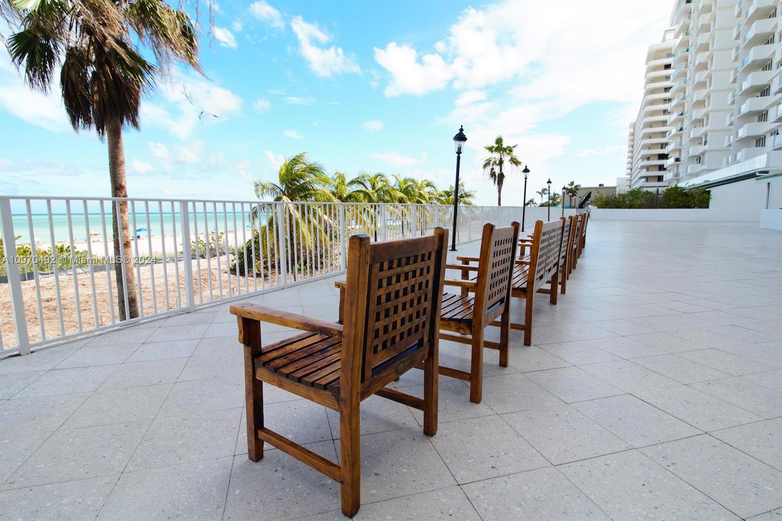 5601 Collins Ave 821, Miami Beach, Florida 33140, 2 Bedrooms Bedrooms, ,2 BathroomsBathrooms,Residentiallease,For Rent,5601 Collins Ave 821,A10970492